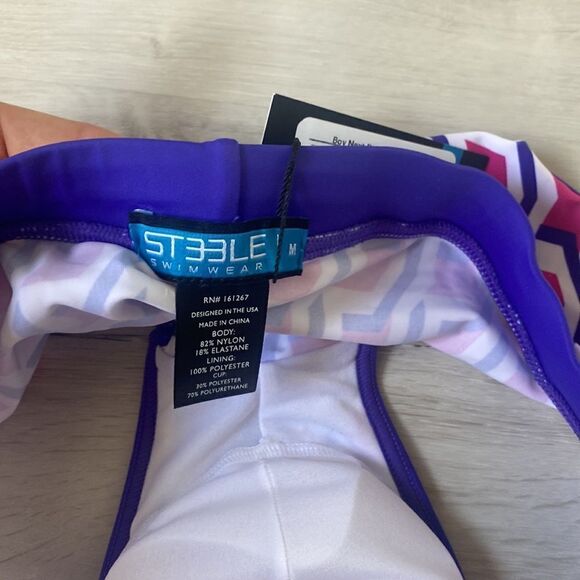 Steele Swimwear Boy Next Door Menswear Freestyle Swim Brief WaveGrid FuchiaM NWT - Picture 6 of 9